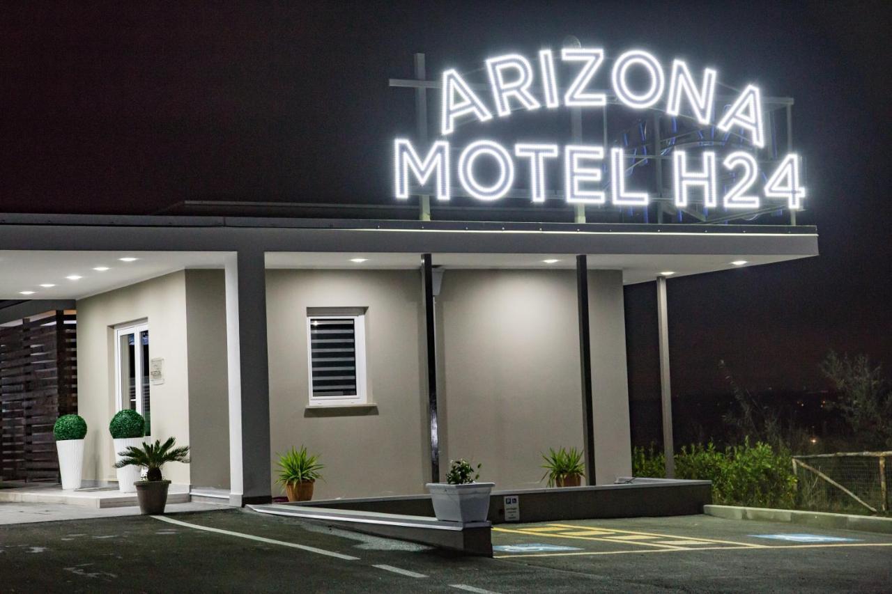 Arizona Motel Castel Volturno Exterior photo
